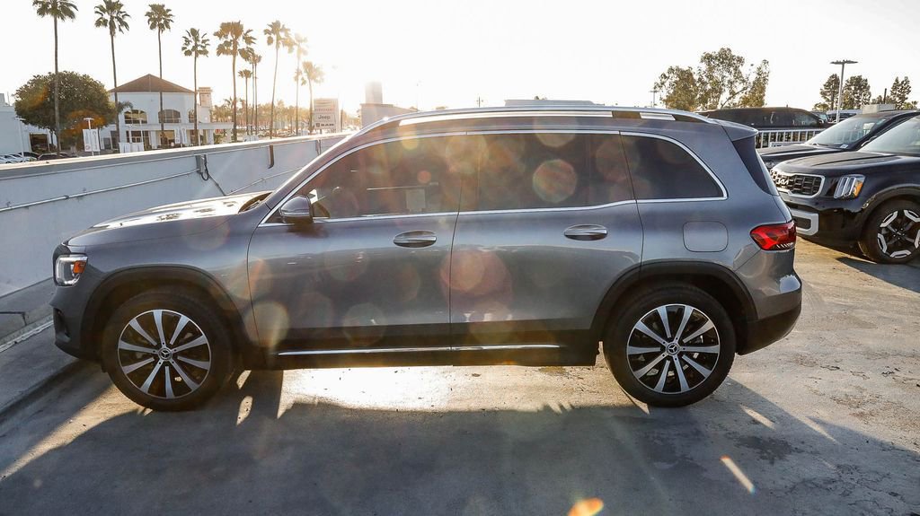 Used 2021 Mercedes-Benz GLB 250 4MATIC image 14