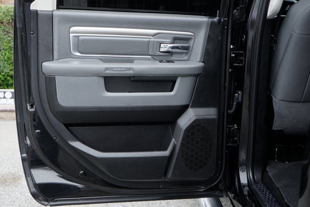 Used 2017 RAM 2500 Big Horn AWD/4WD image 30