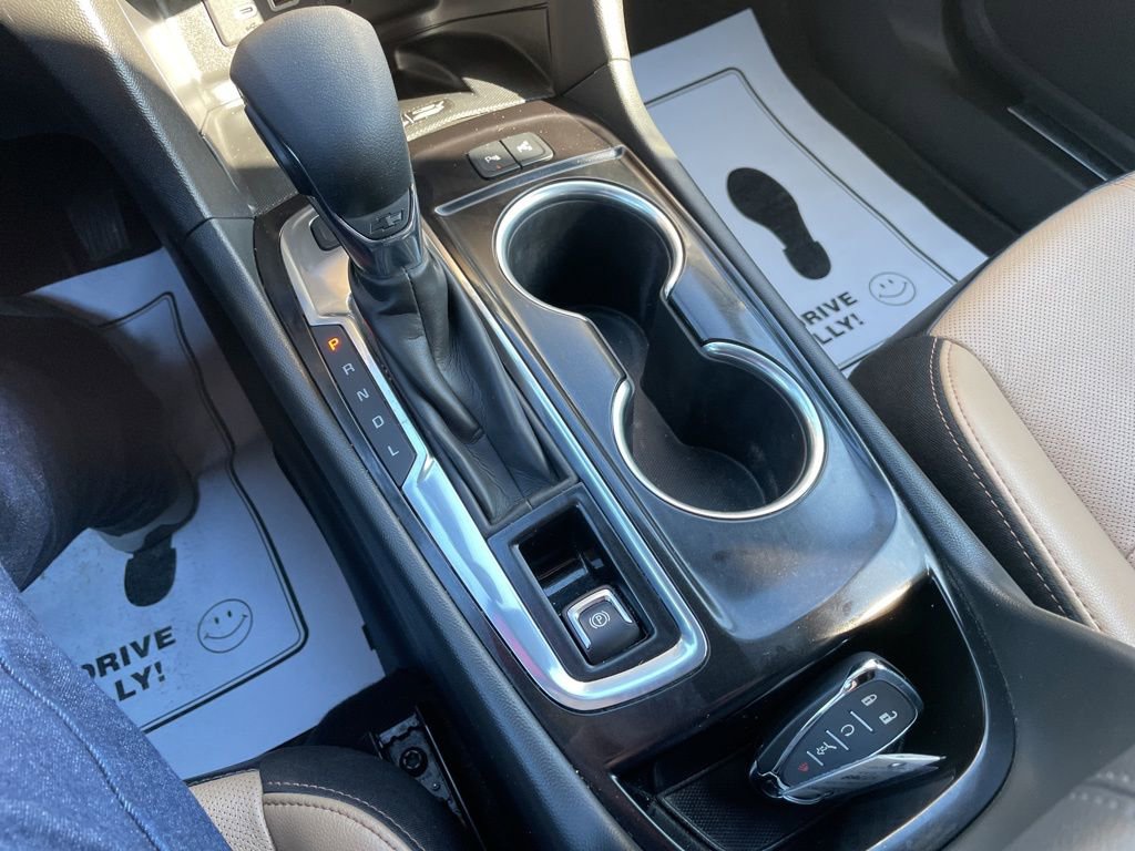 Used 2023 Chevrolet Equinox Premier image 10