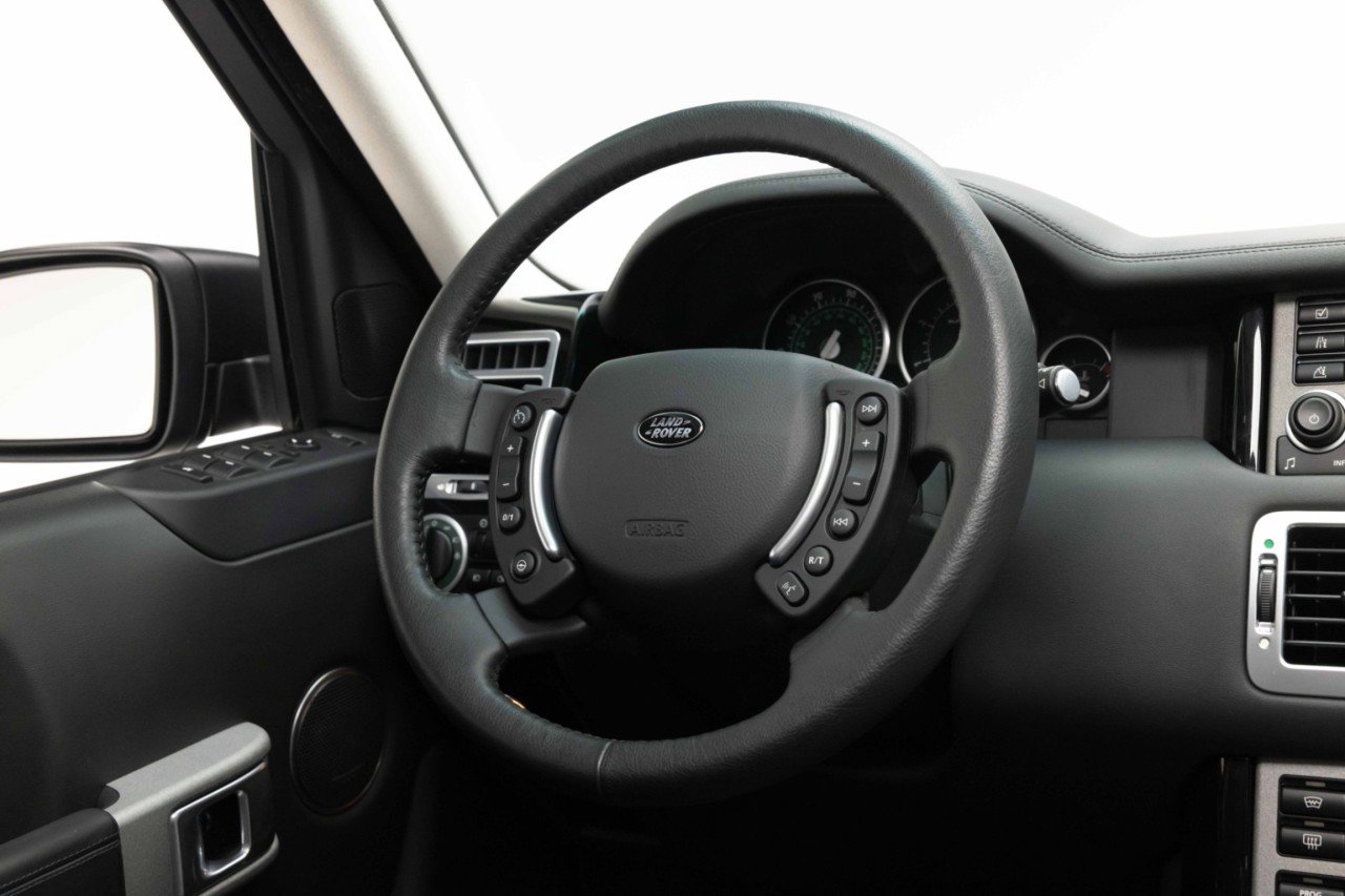Used 2006 Land Rover Range Rover Supercharged AWD/4WD image 10