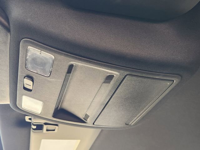 Used 2025 Ford Escape ST-Line AWD/4WD image 25