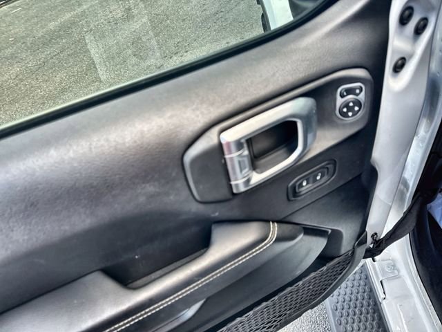 Used 2020 Jeep Wrangler Unlimited Sahara AWD/4WD image 22