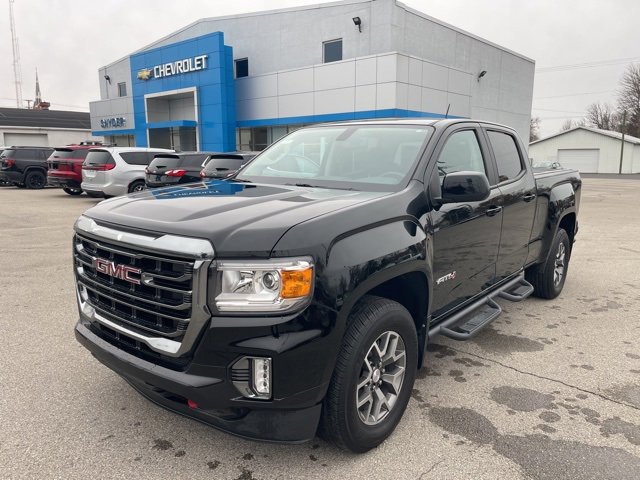 Used 2022 GMC Canyon AT4 image 2