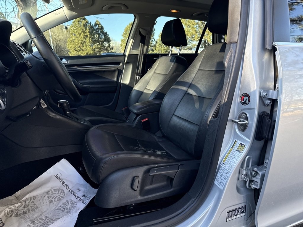 Used 2012 Volkswagen Jetta TDI image 11