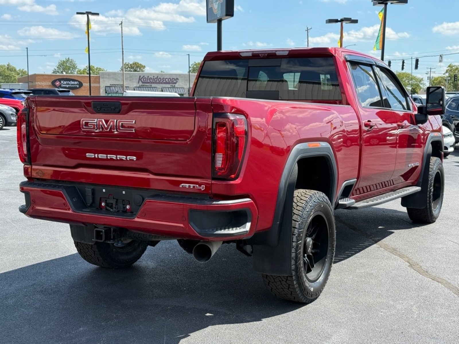 Used 2022 GMC Sierra 2500 AT4 w/ AT4 Preferred Package image 8
