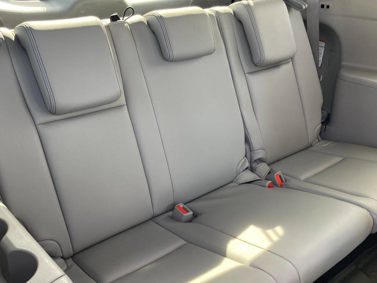 Used 2015 Toyota Highlander Limited image 44