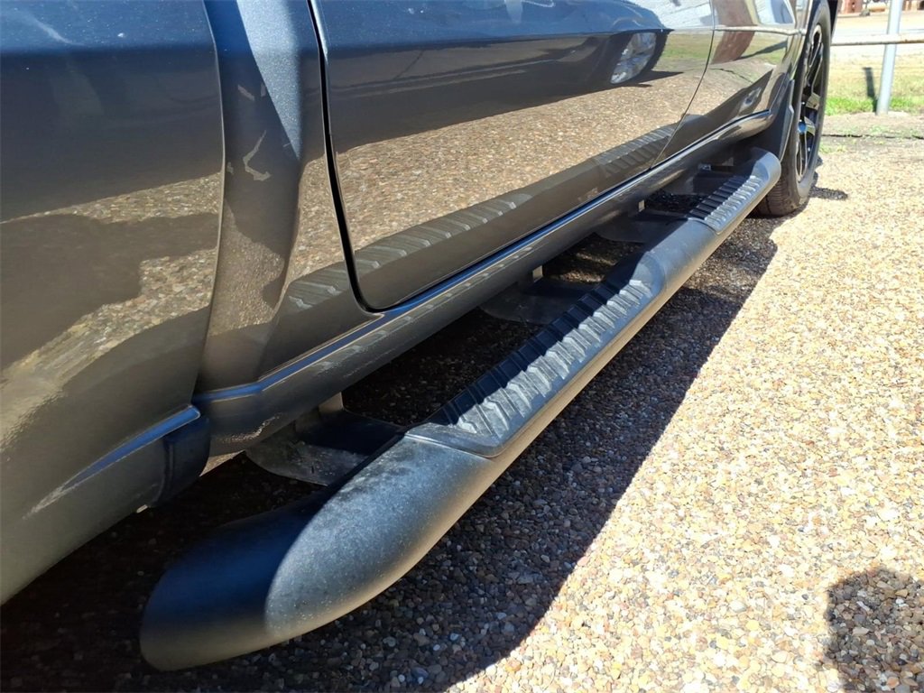 Used 2023 Chevrolet Silverado 1500 RST w/ Redline Edition image 9