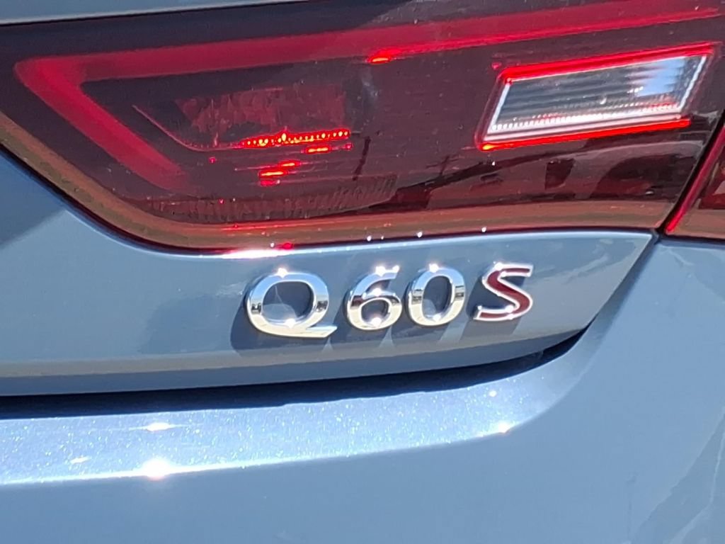 Used 2022 INFINITI Q60 Red Sport 400 w/ Cargo Package AWD/4WD image 10