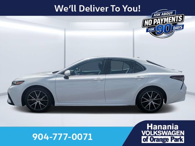 Used 2023 Toyota Camry SE FWD image 6