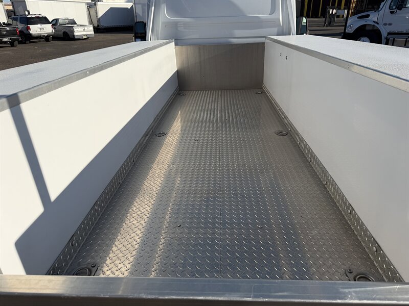 Used 2023 Mercedes-Benz Sprinter 3500 image 12