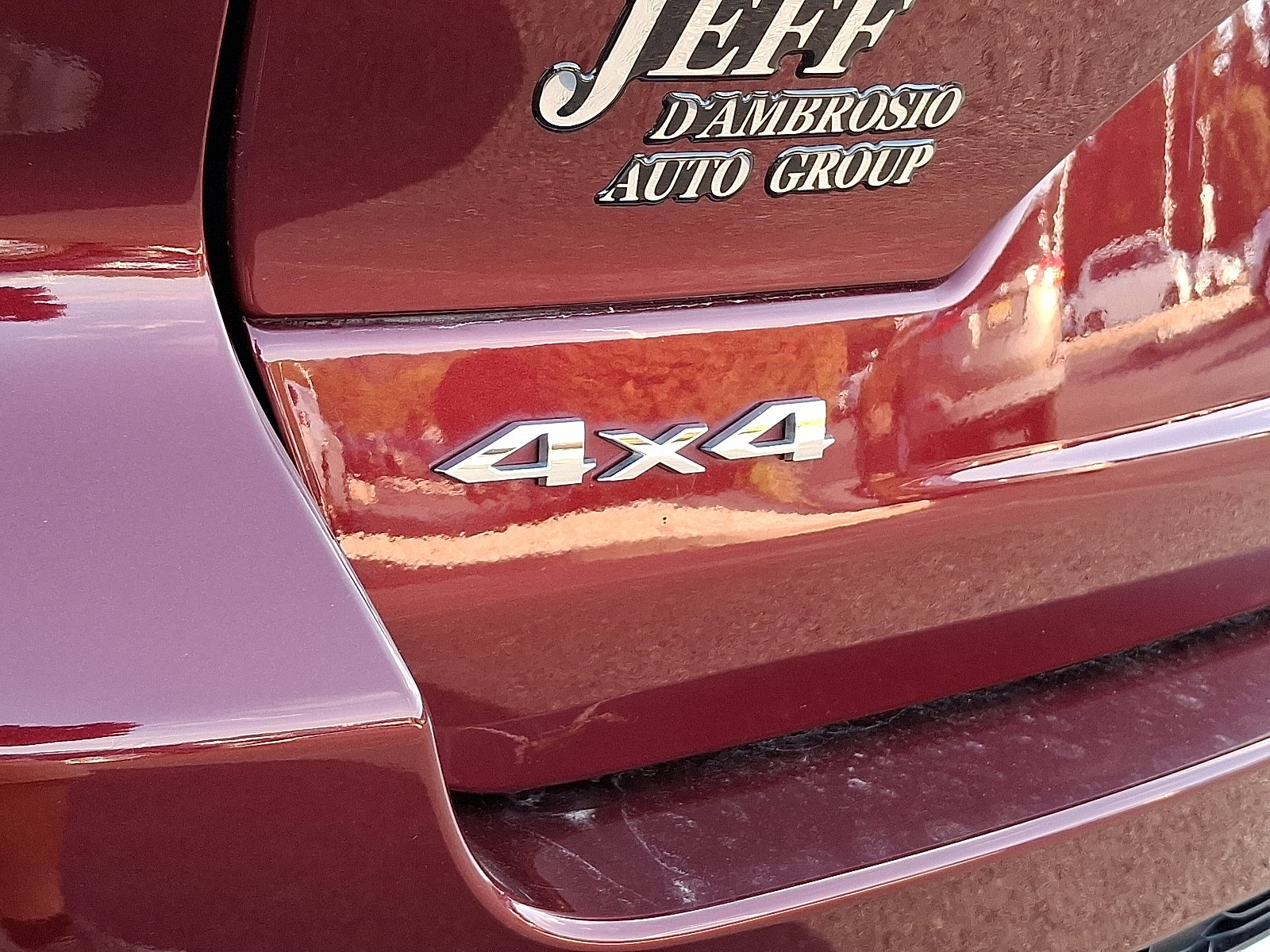 Used 2023 Jeep Grand Cherokee Laredo image 26