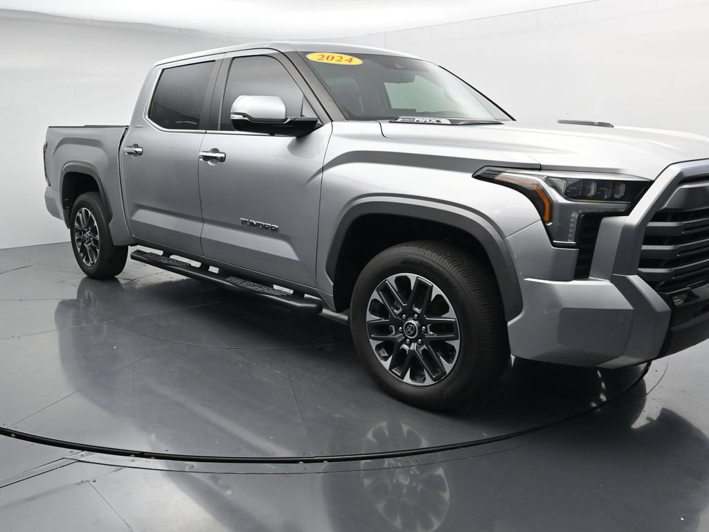 Used 2024 Toyota Tundra Limited AWD/4WD image 2