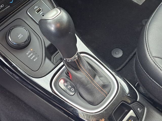 Used 2017 Jeep Compass Limited image 17