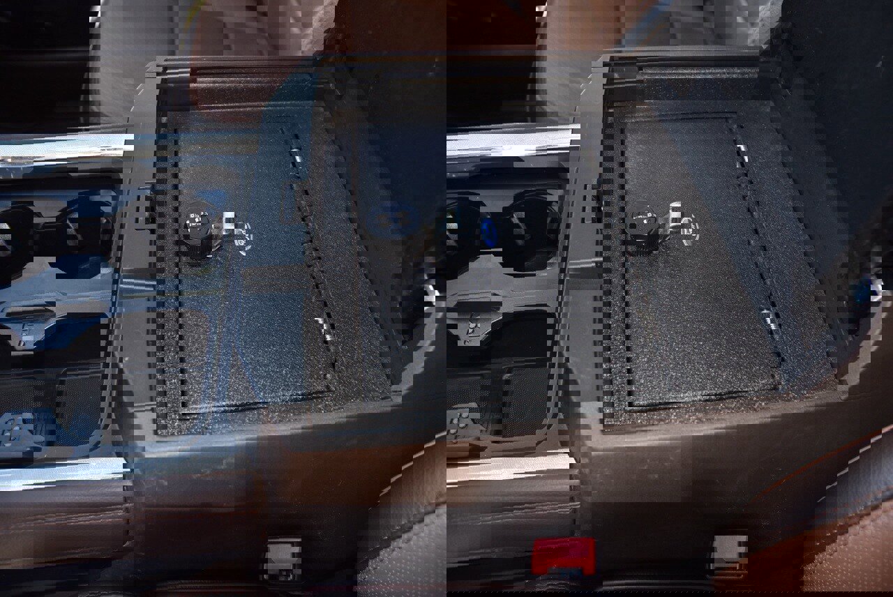 Used 2024 Ford F250 King Ranch w/ FX4 Off-Road Package image 32