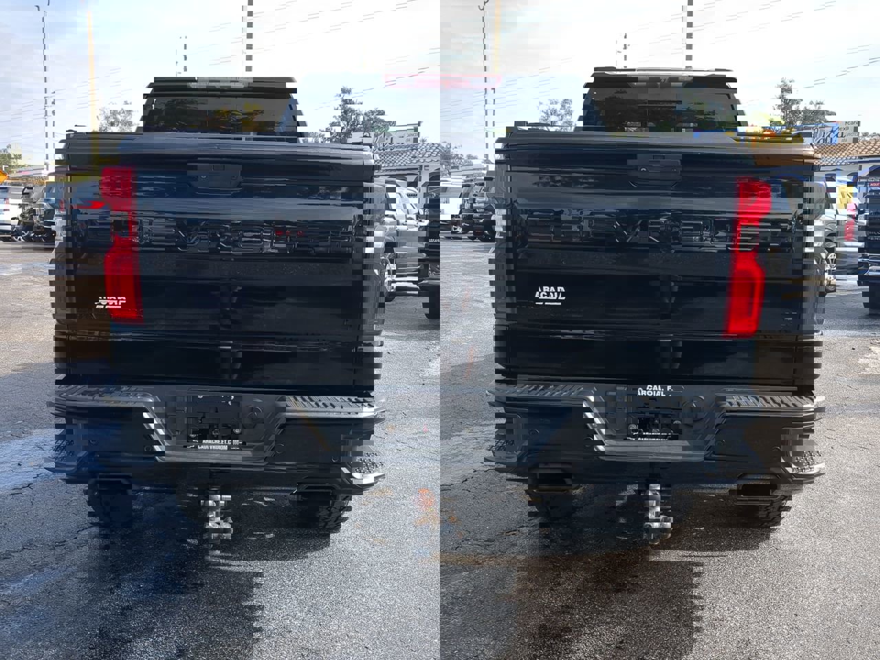 Used 2020 Chevrolet Silverado 1500 LT Trail Boss w/ Midnight Edition image 5