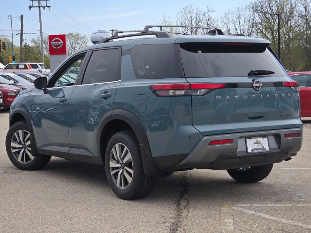 New 2026 Nissan Pathfinder SL AWD/4WD image 12