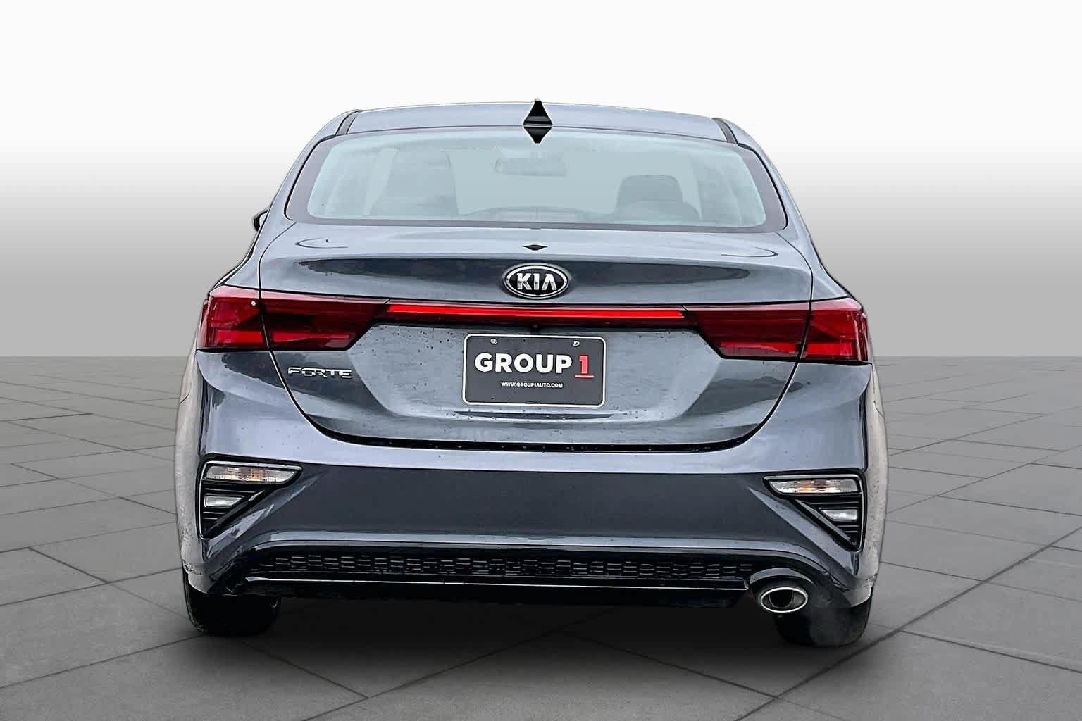 Used 2021 Kia Forte LXS FWD image 10