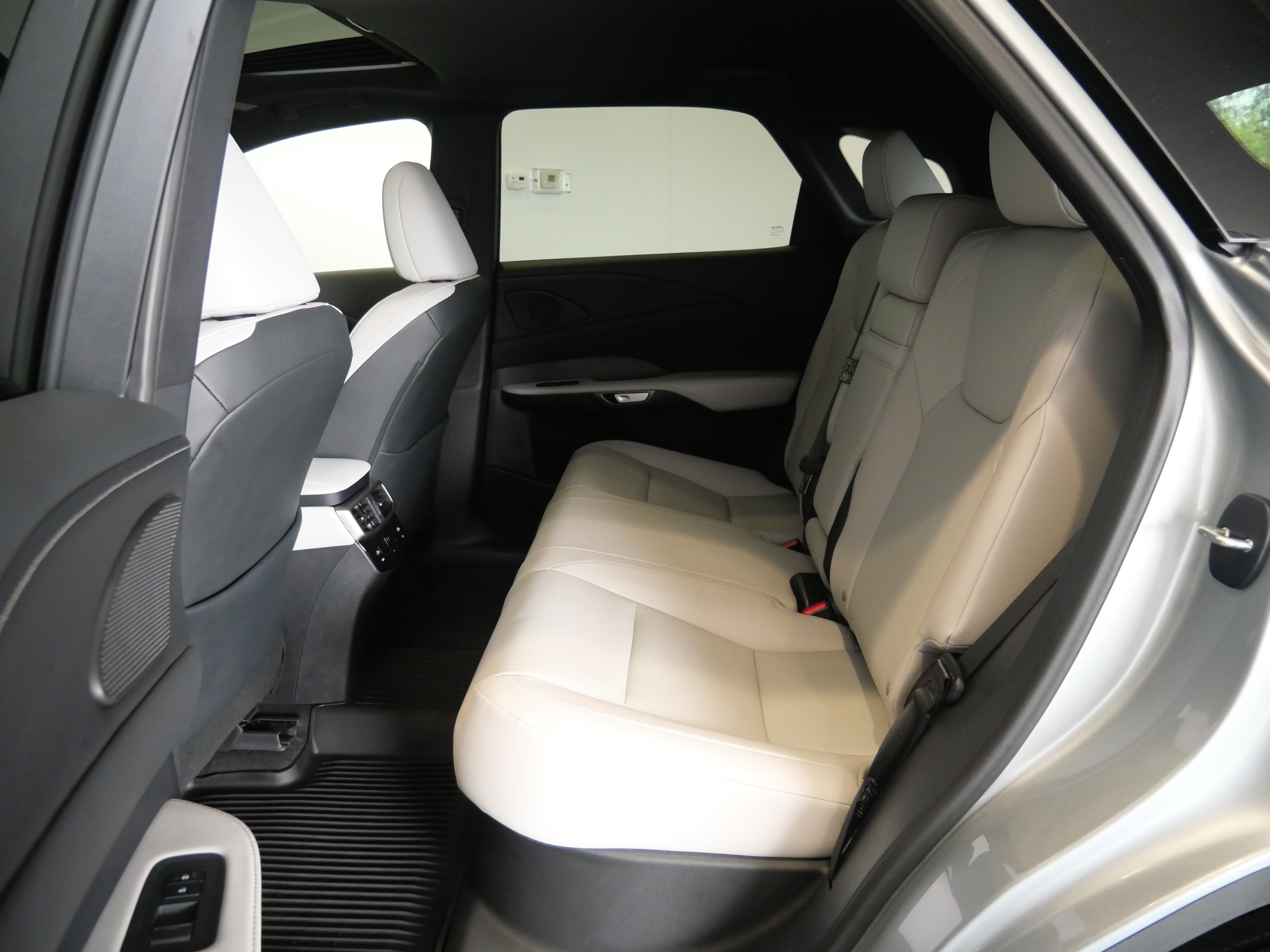 Used 2026 Lexus RX 350 Premium w/ Convenience Package AWD/4WD image 29