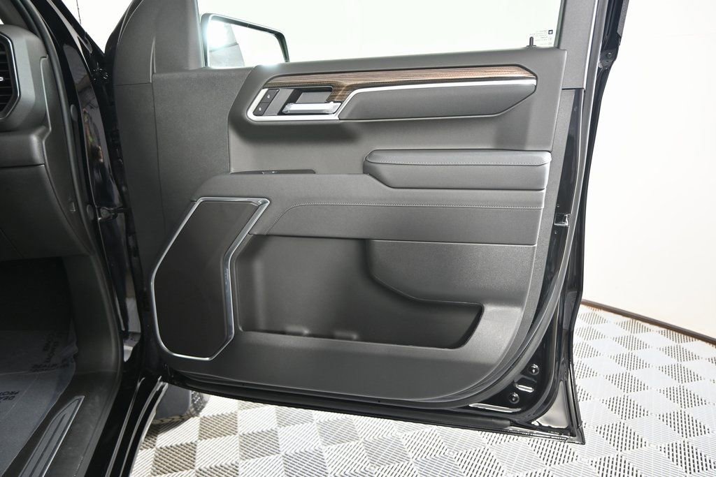 New 2026 Chevrolet Silverado 1500 LT w/ All Star Edition Plus image 13