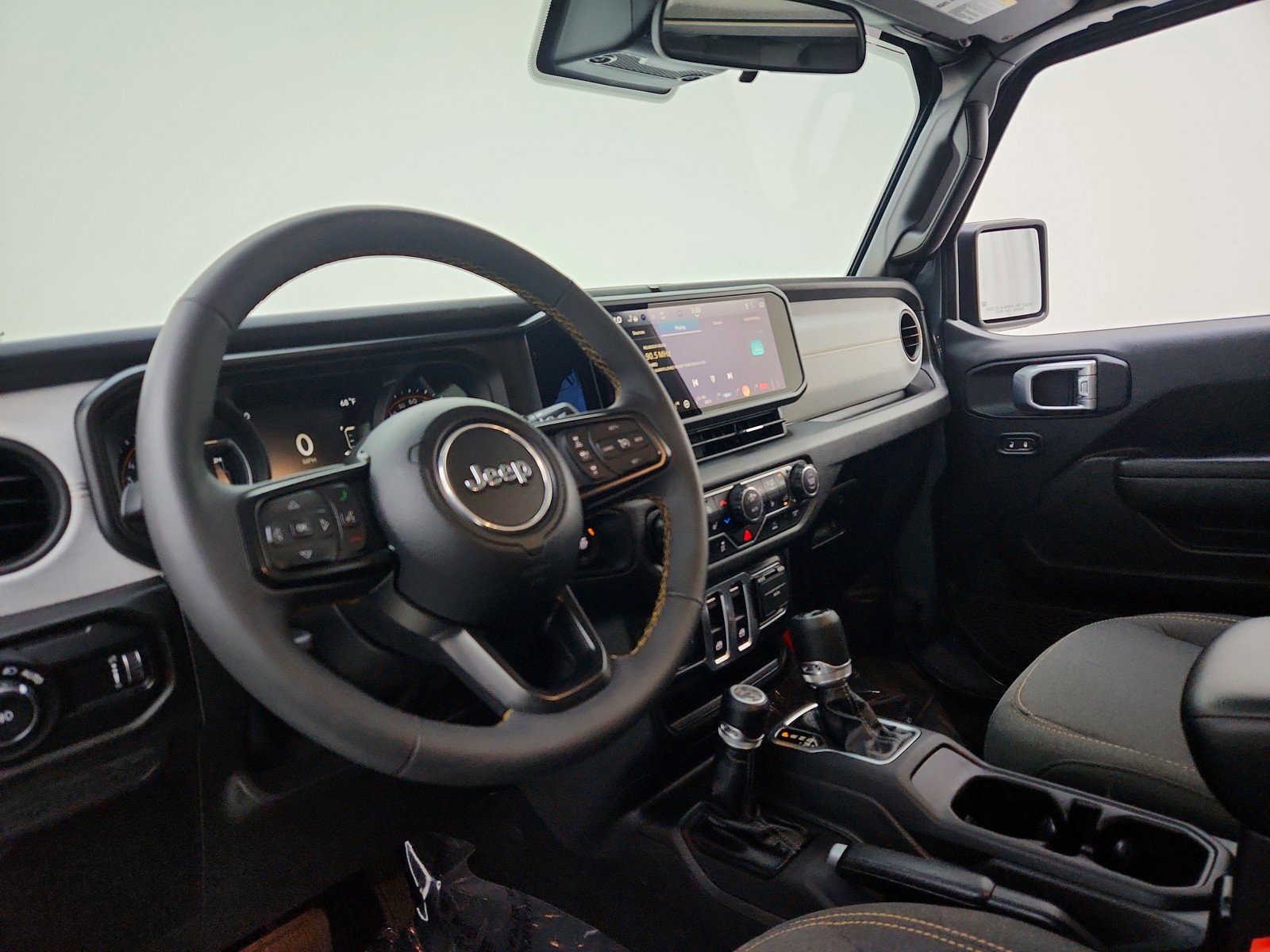 Used 2024 Jeep Wrangler Sport S image 16