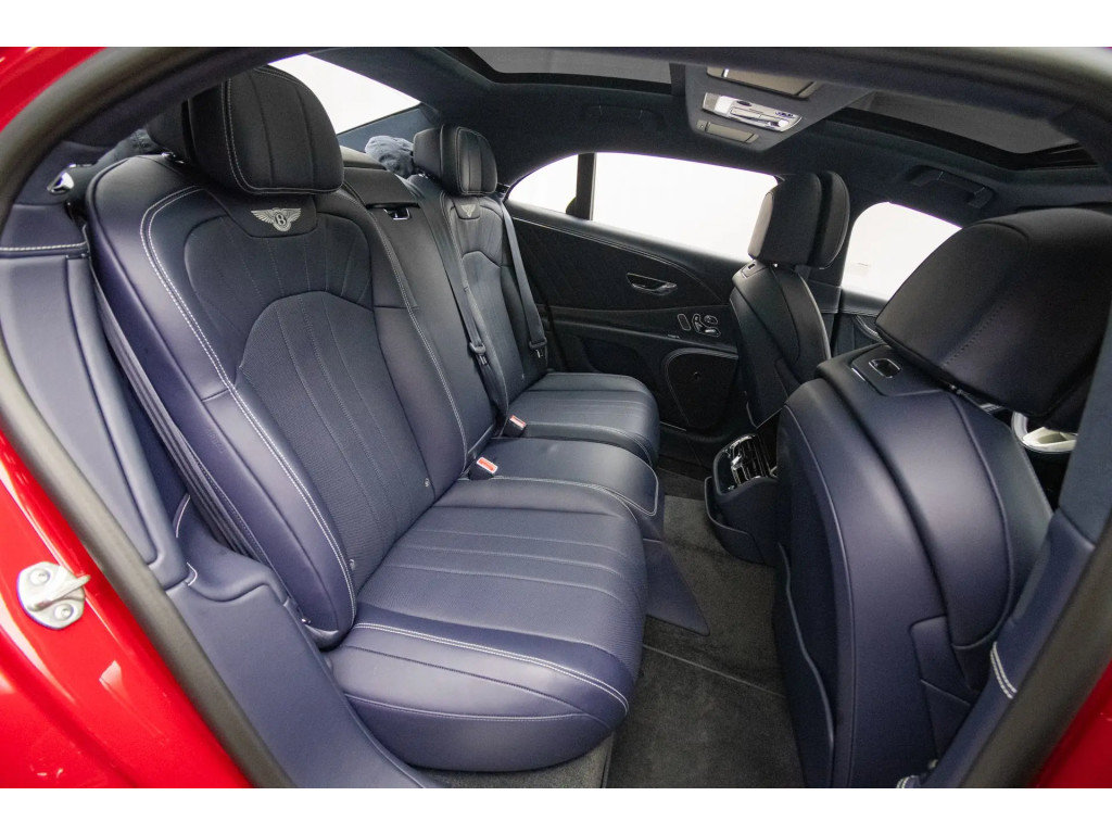 Certified 2024 Bentley Flying Spur S V8 AWD/4WD image 31