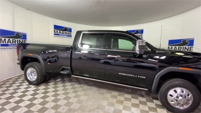 Certified 2024 GMC Sierra 3500 Denali Ultimate image 3