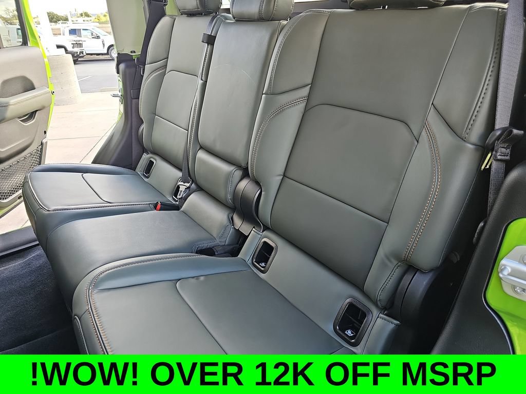New 2025 Jeep Gladiator Mojave w/ Convenience Group AWD/4WD image 13