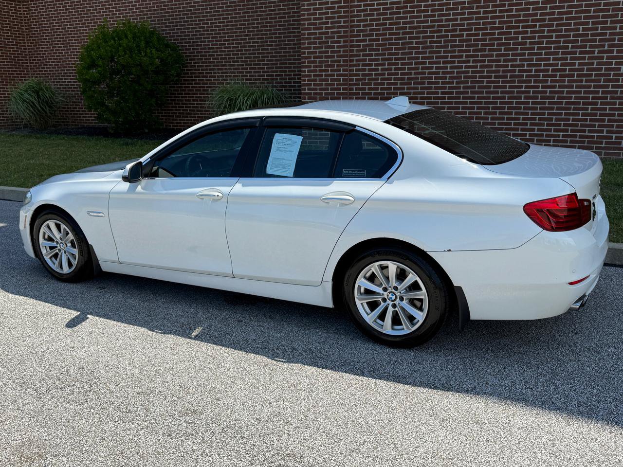 Used 2015 BMW 528i xDrive Sedan AWD/4WD image 8