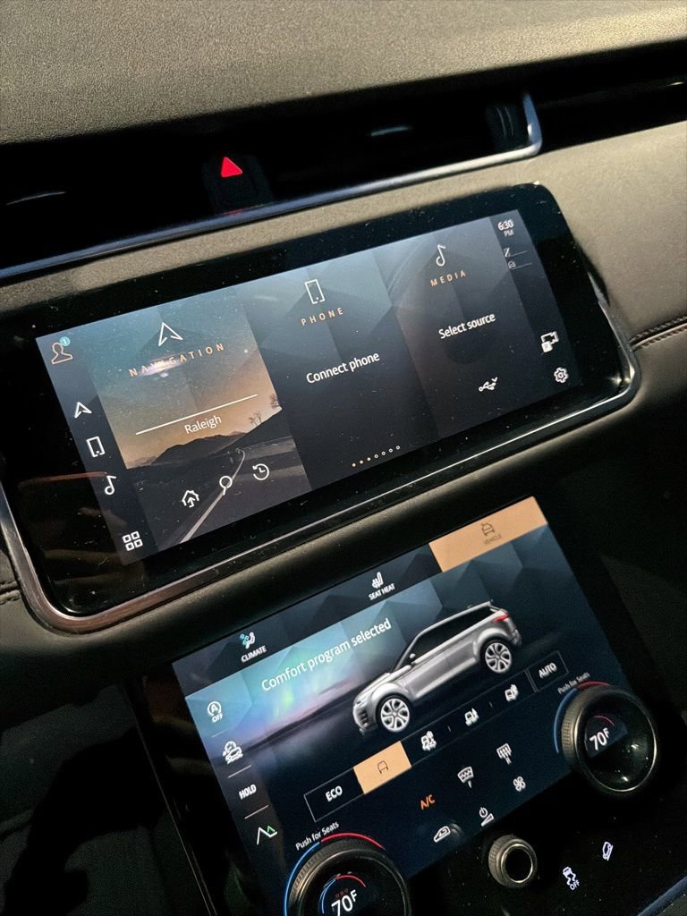 Used 2022 Land Rover Range Rover Evoque SE image 24