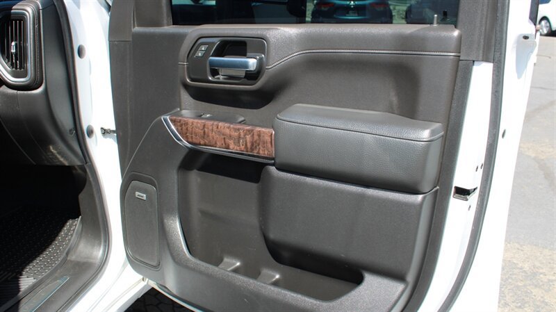 Used 2020 GMC Sierra 2500 Denali w/ Denali Ultimate Package AWD/4WD image 36