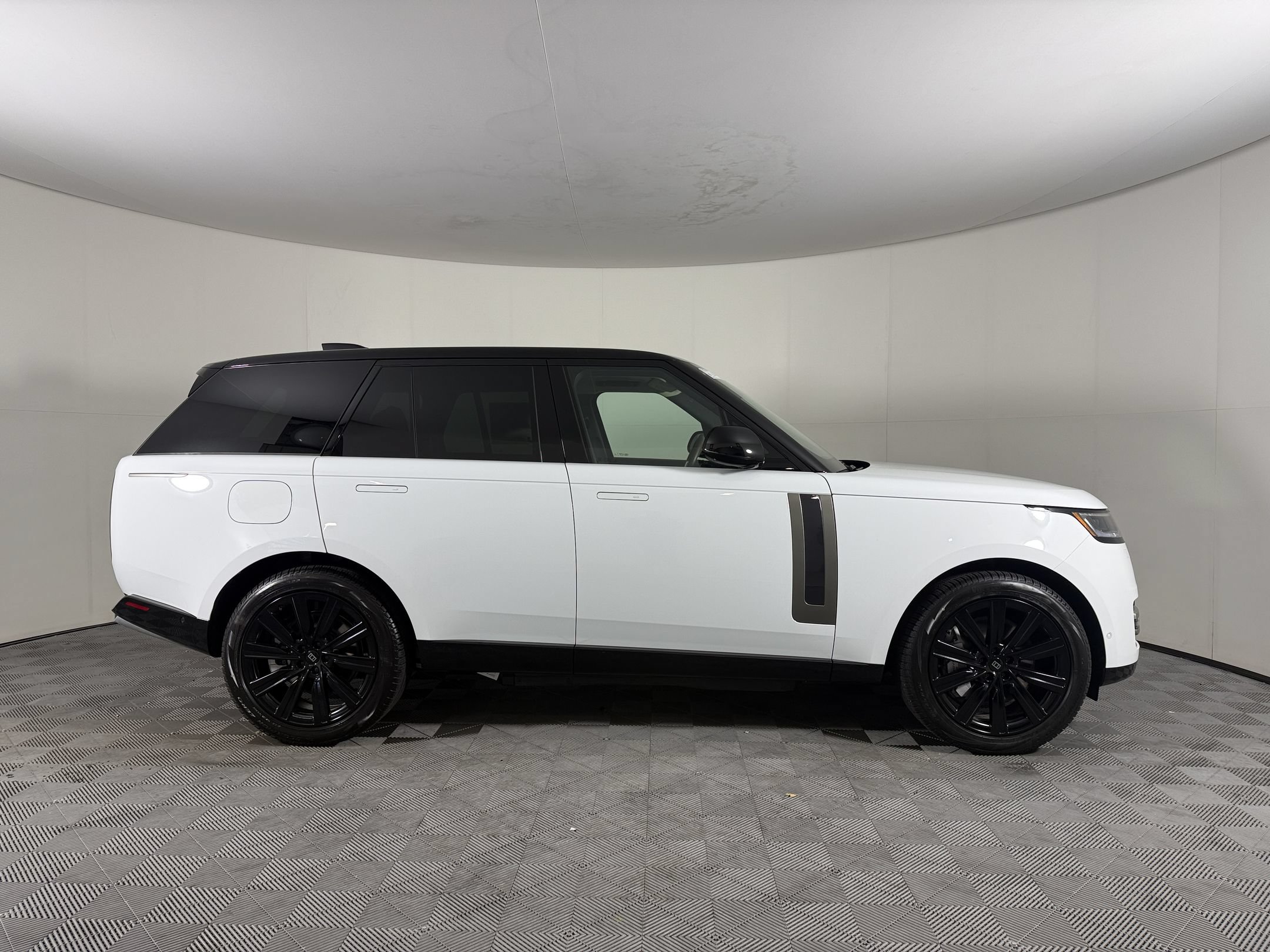 New 2027 Land Rover Range Rover SE AWD/4WD image 8