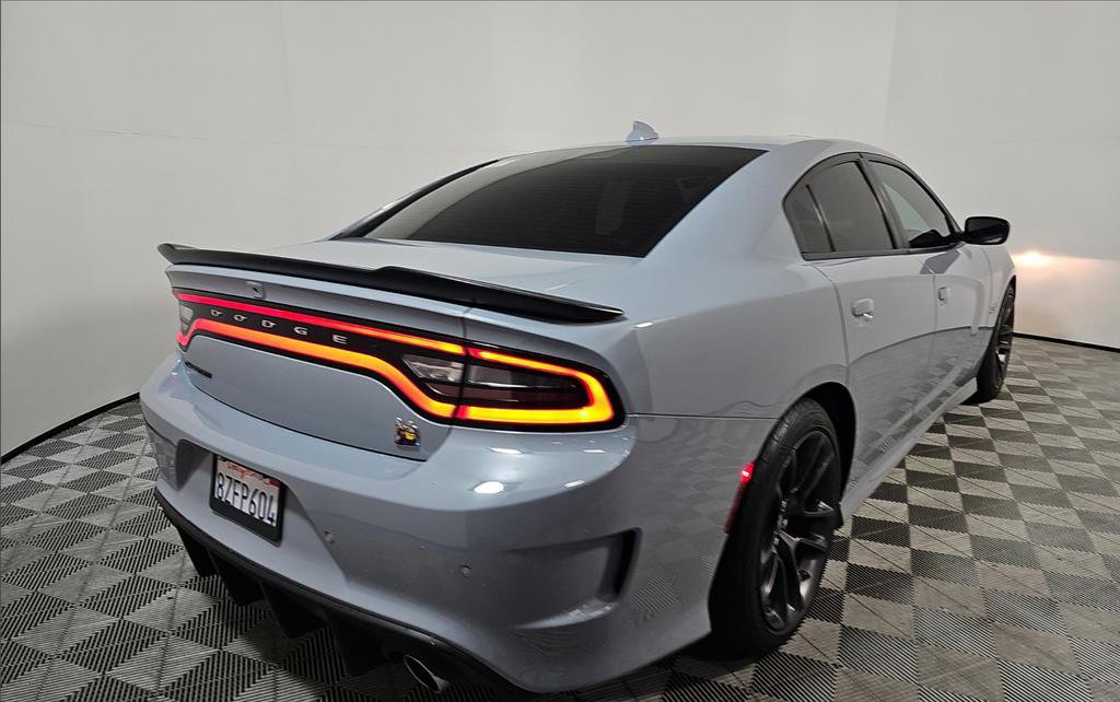 Used 2021 Dodge Charger Scat Pack w/ Navigation & Travel Group RWD image 4