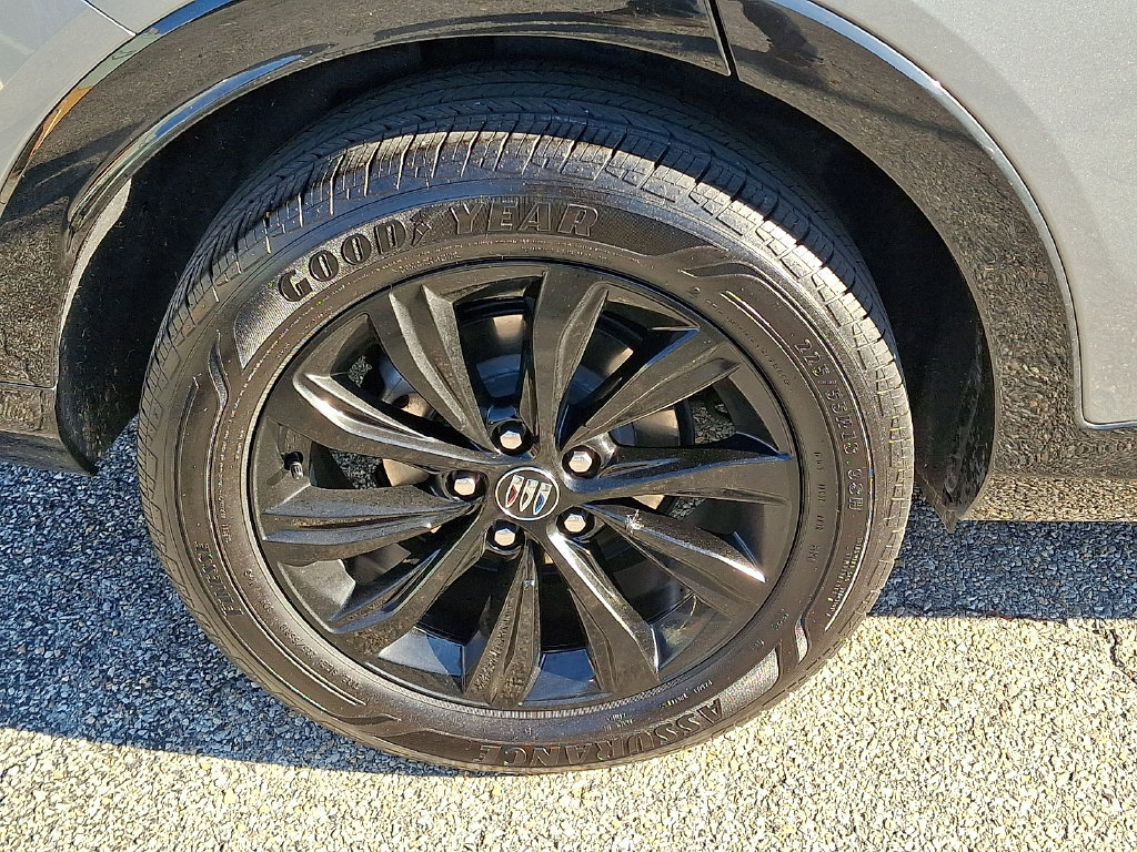 Used 2025 Buick Envista Sport Touring FWD image 8