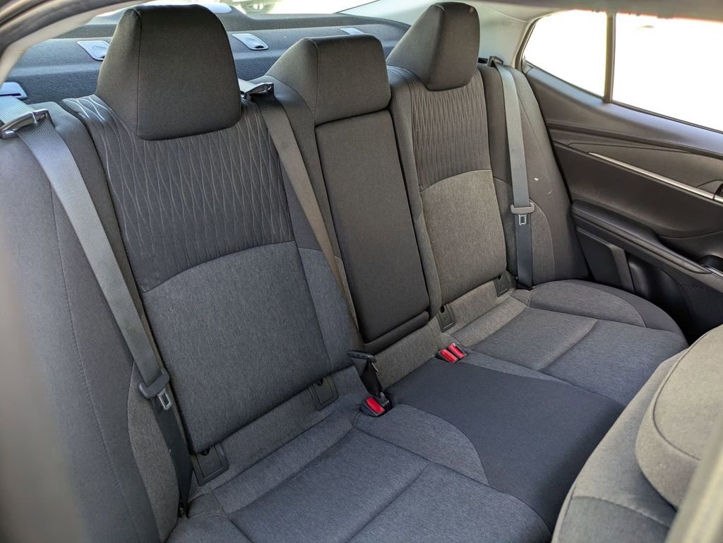 Used 2025 Toyota Camry LE FWD image 27