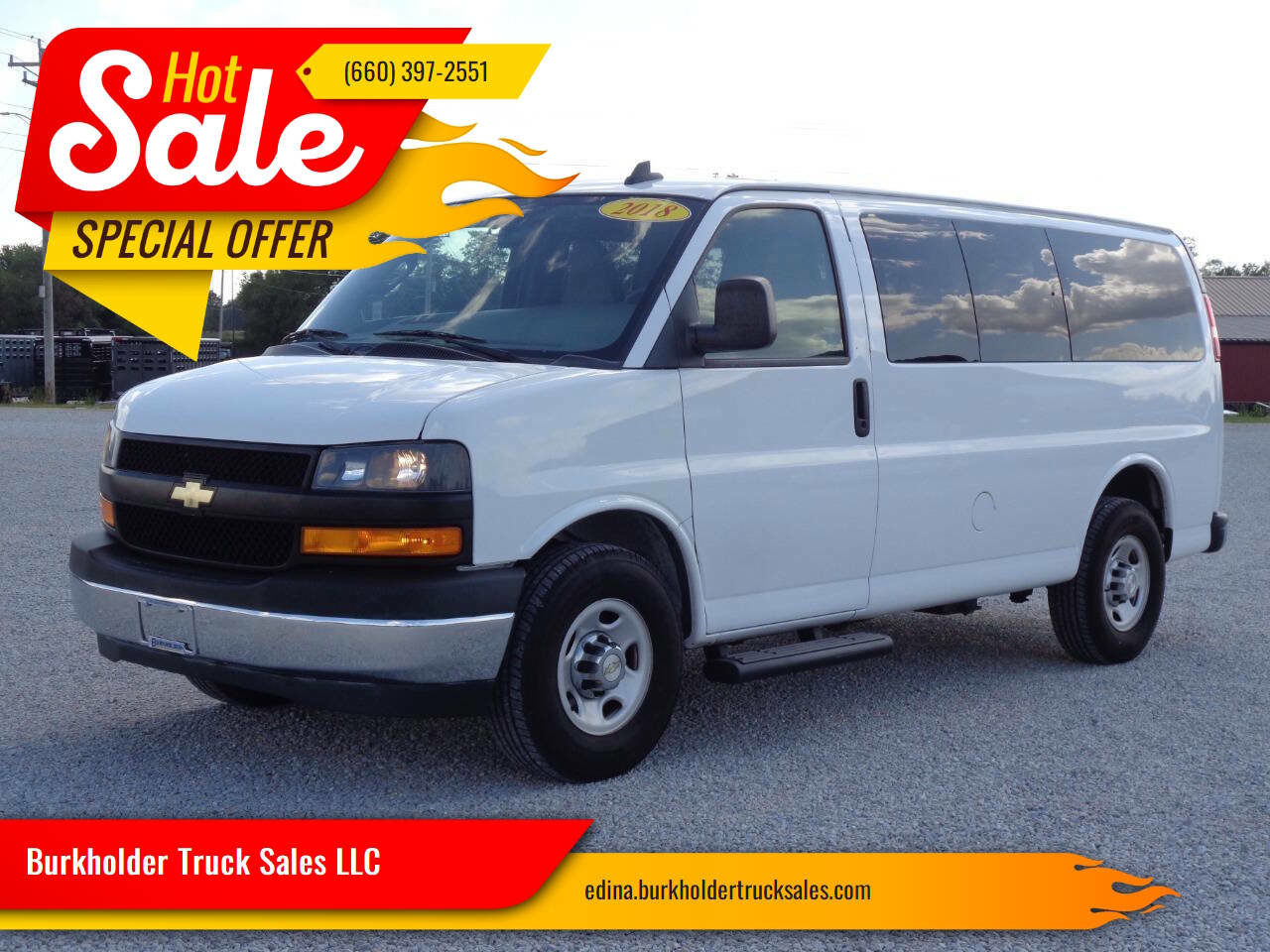 Used 2018 Chevrolet Express 3500 LS image 1