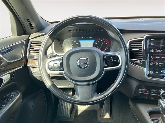Used 2018 Volvo XC90 T5 Momentum w/ Convenience Package image 12