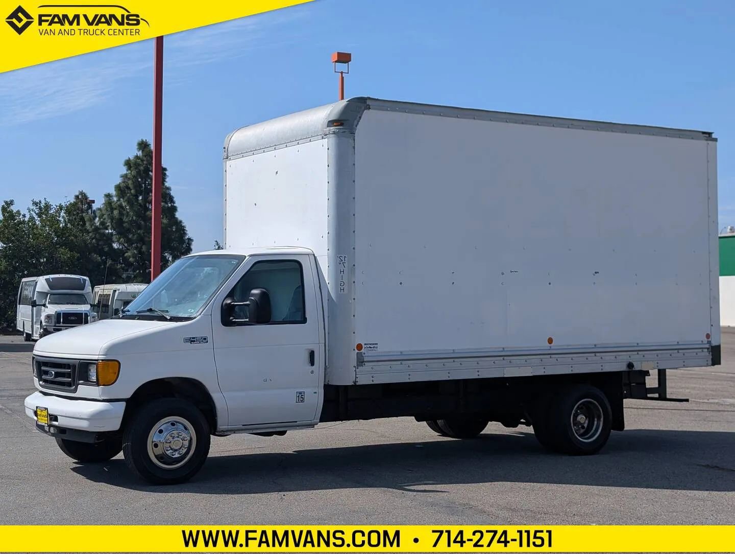 Used 2005 Ford E-450 and Econoline 450 image 3