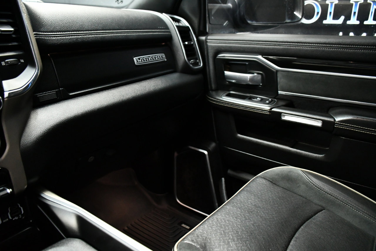 Used 2019 RAM 3500 Laramie w/ Black Appearance Package image 39