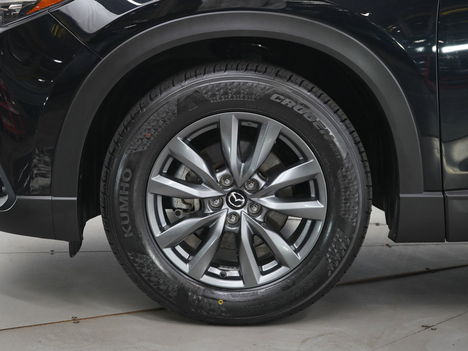 Used 2023 MAZDA CX-9 Touring image 33