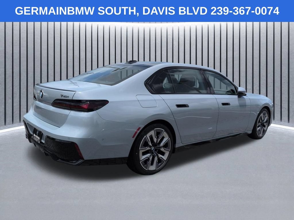 Certified 2023 BMW 740i RWD image 5