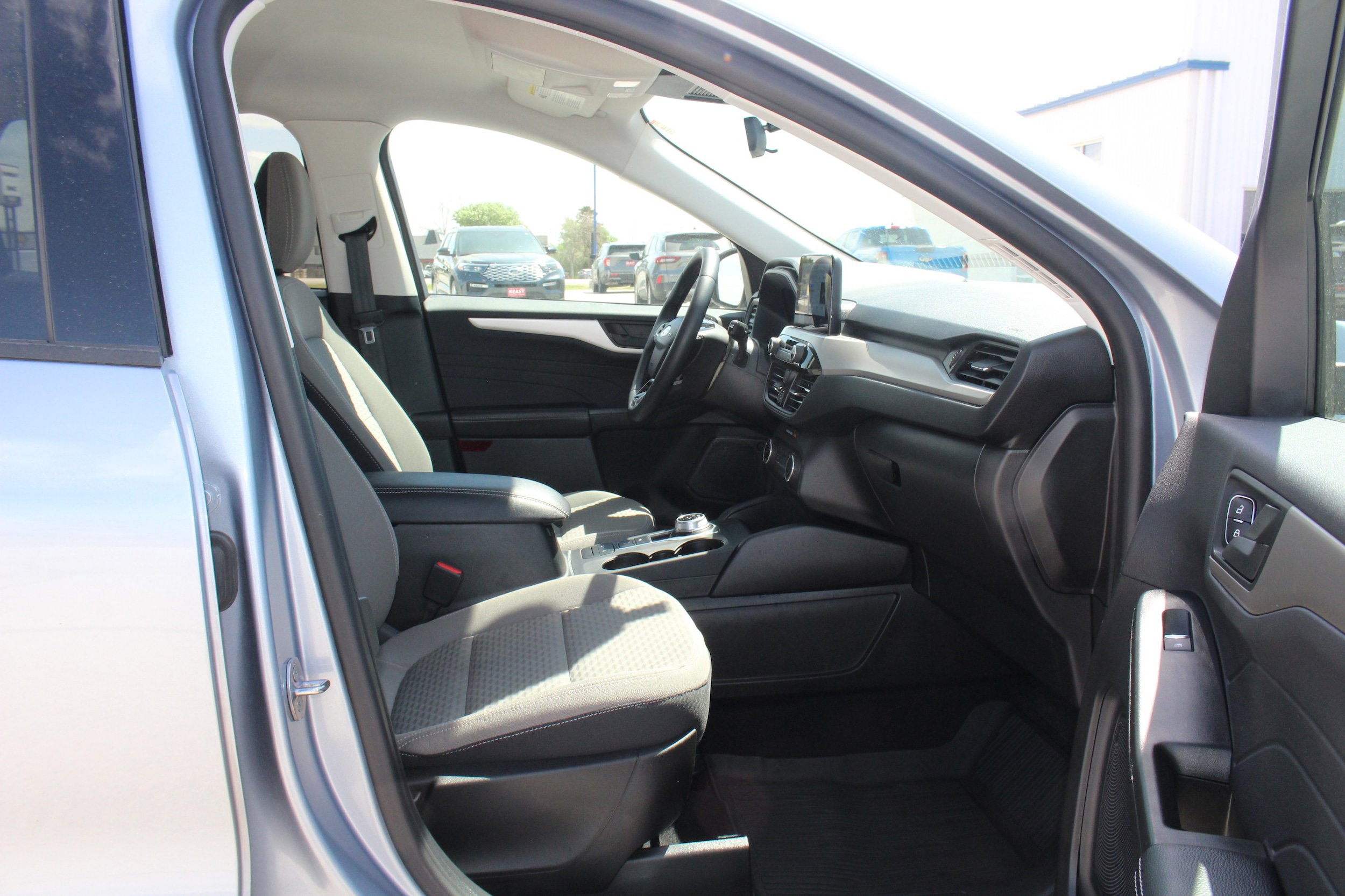 Used 2022 Ford Escape SE w/ Convenience Package AWD/4WD image 17