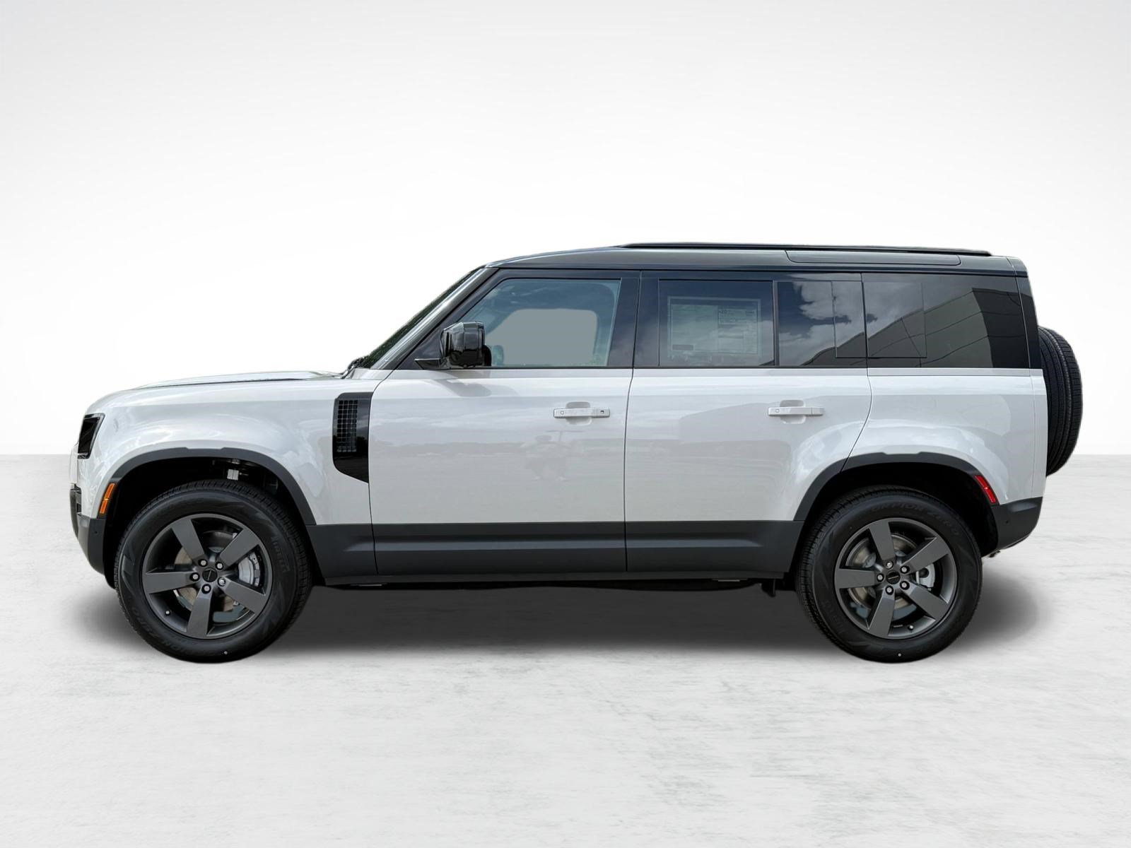 New 2026 Land Rover Defender 110 S AWD/4WD image 2