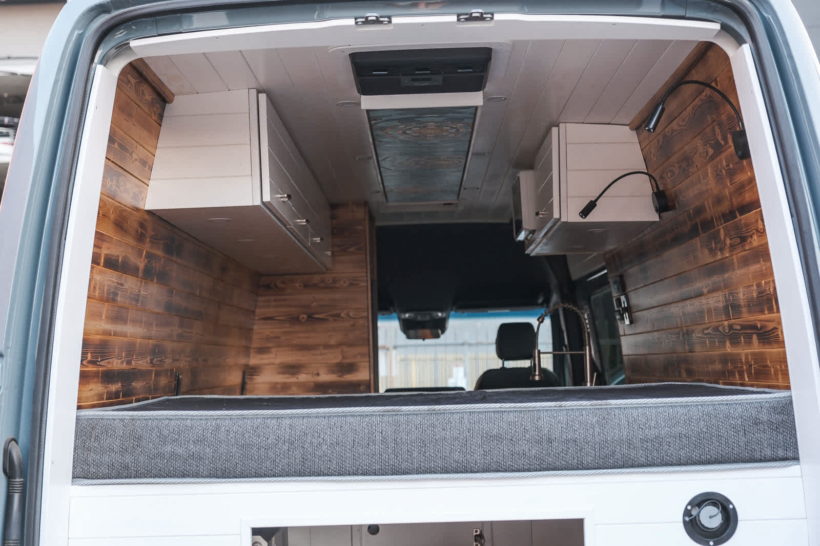 Used 2024 Mercedes-Benz Sprinter 2500 w/ Acoustic Package image 79