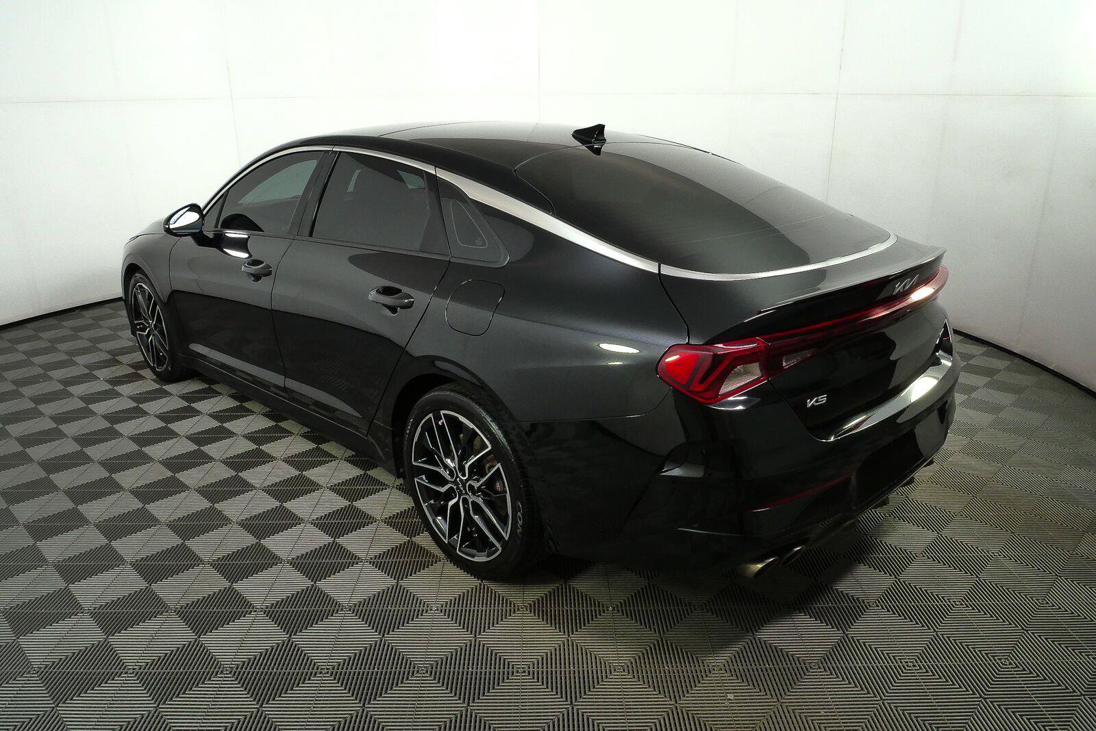 Used 2023 Kia K5 GT FWD image 25