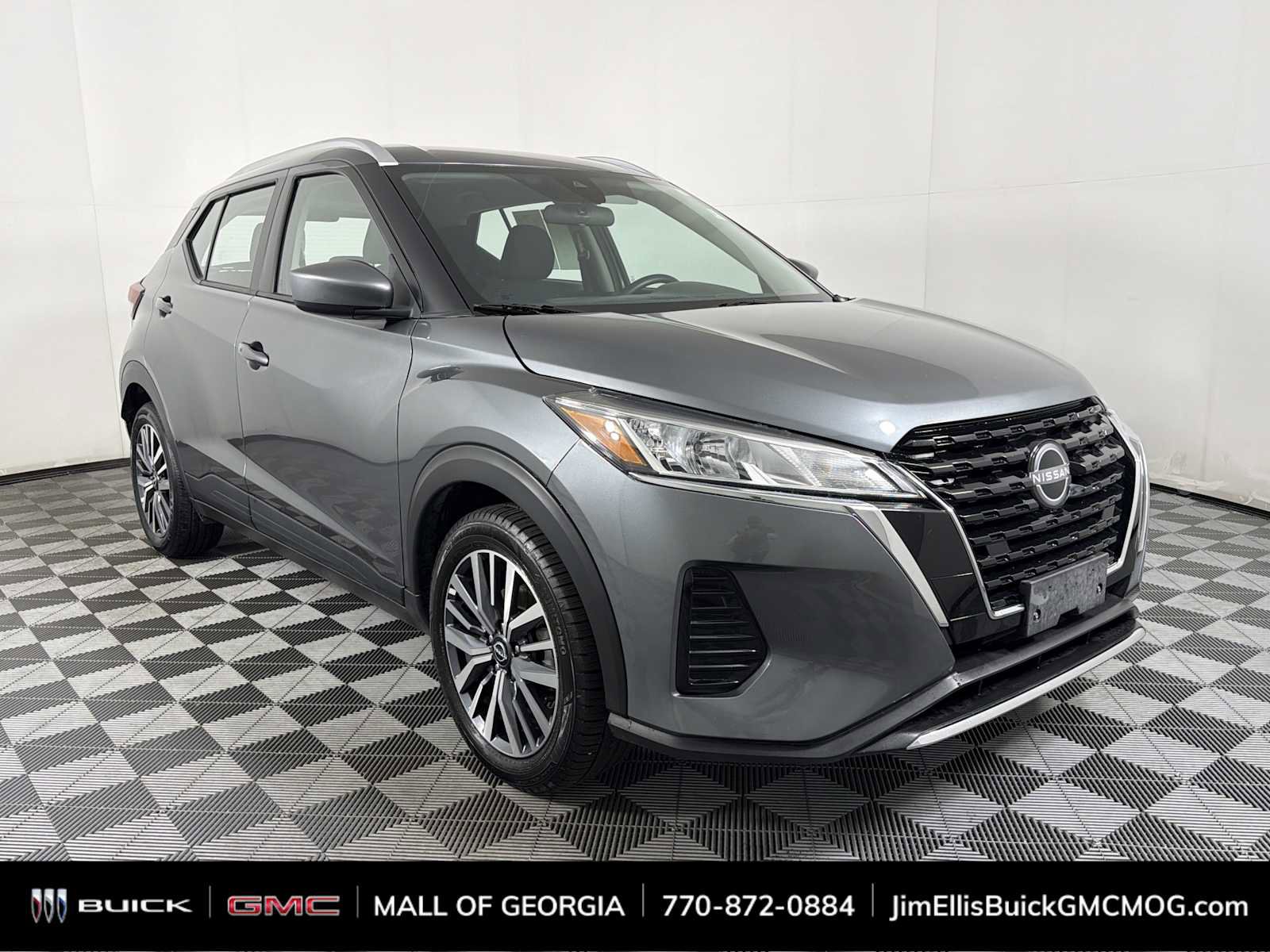 Used 2024 Nissan Kicks SV