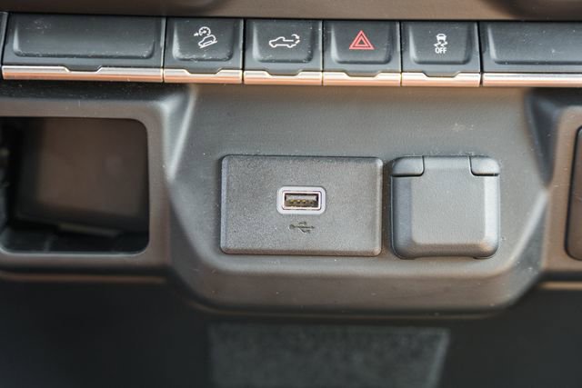 Used 2020 Chevrolet Silverado 1500 Custom Trail Boss w/ Custom Convenience Package image 30