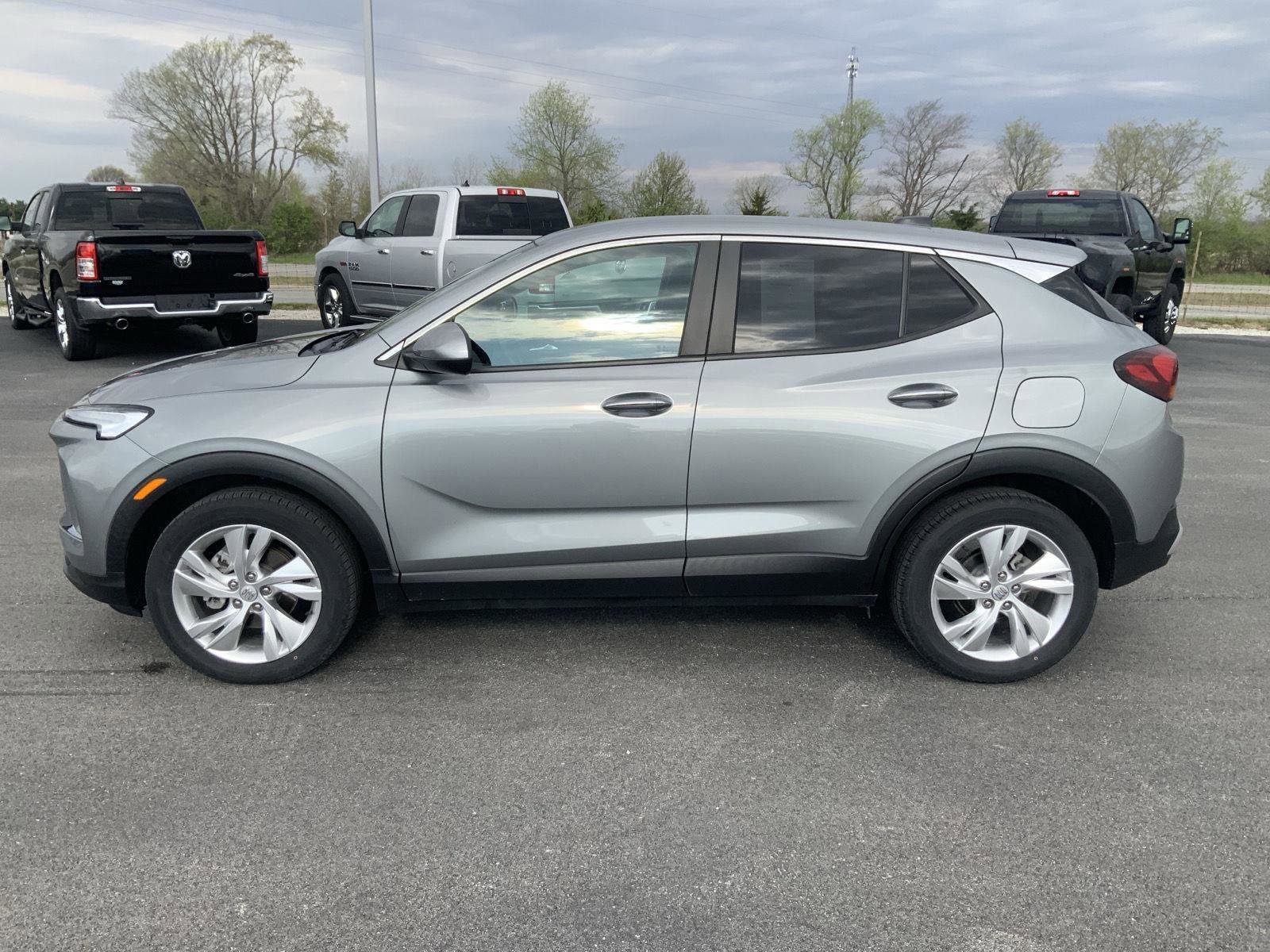 Used 2024 Buick Encore GX Preferred image 8