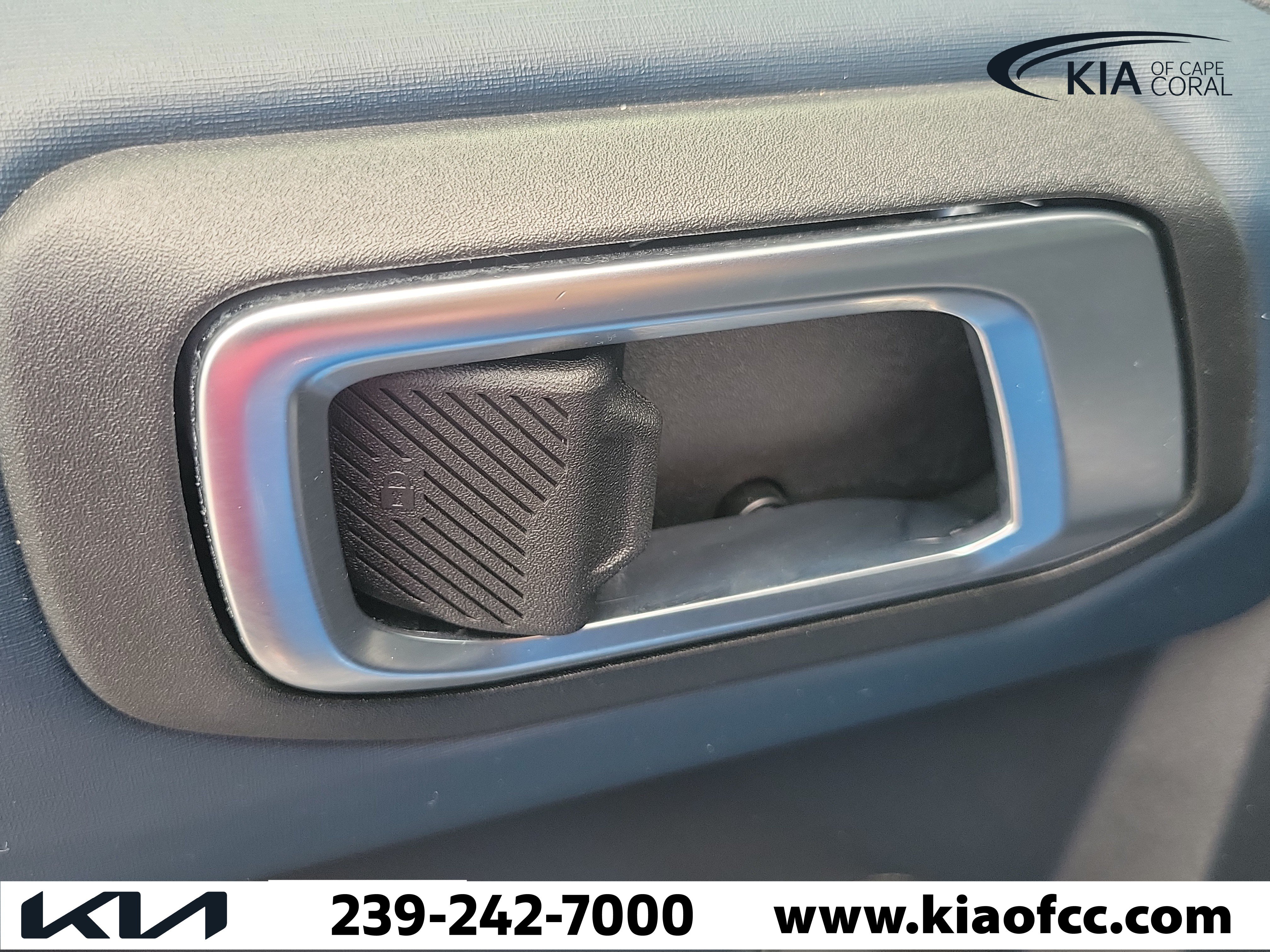 Used 2024 Ford Bronco Outer Banks AWD/4WD image 15