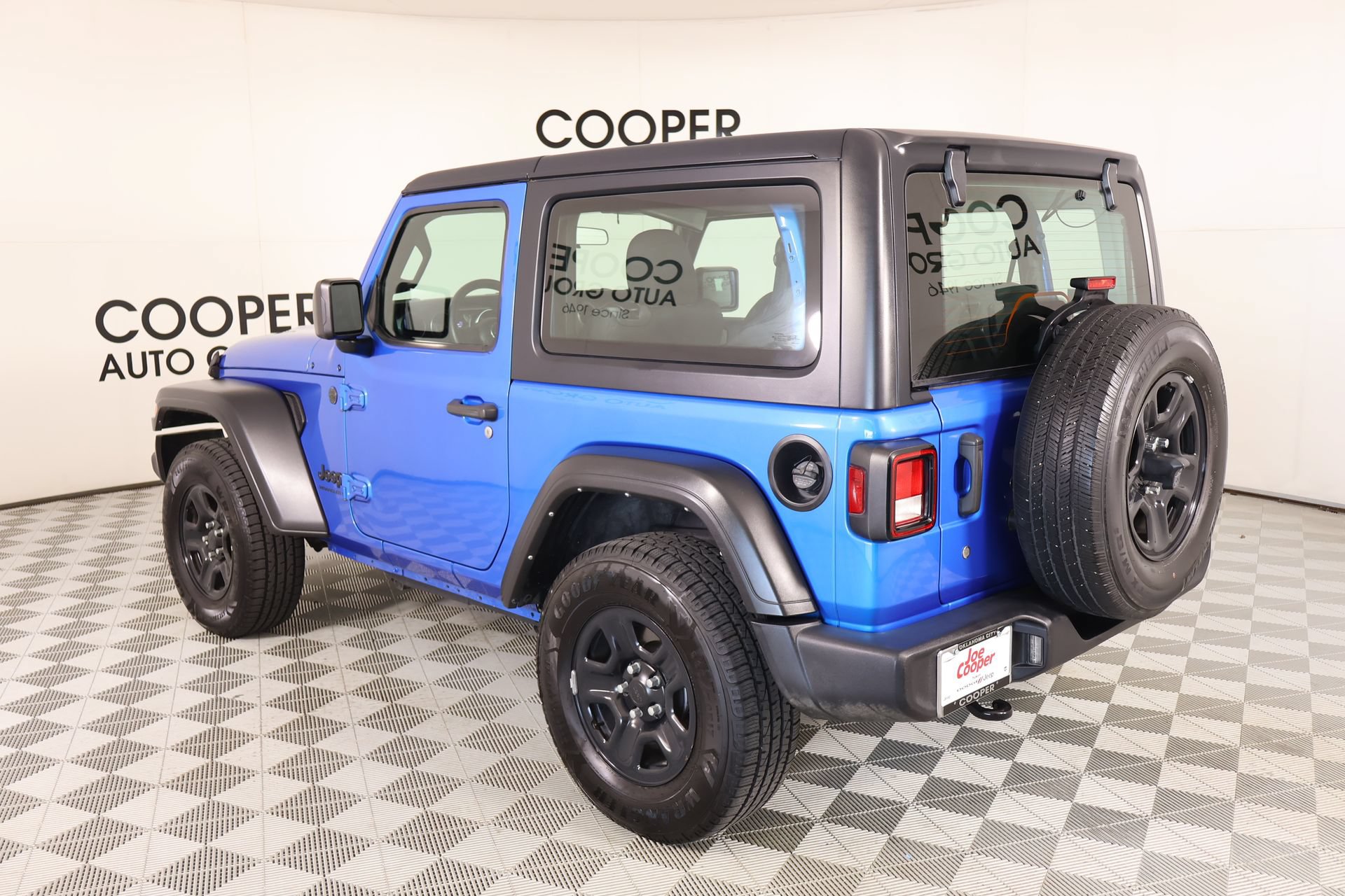 Used 2023 Jeep Wrangler Sport AWD/4WD image 20