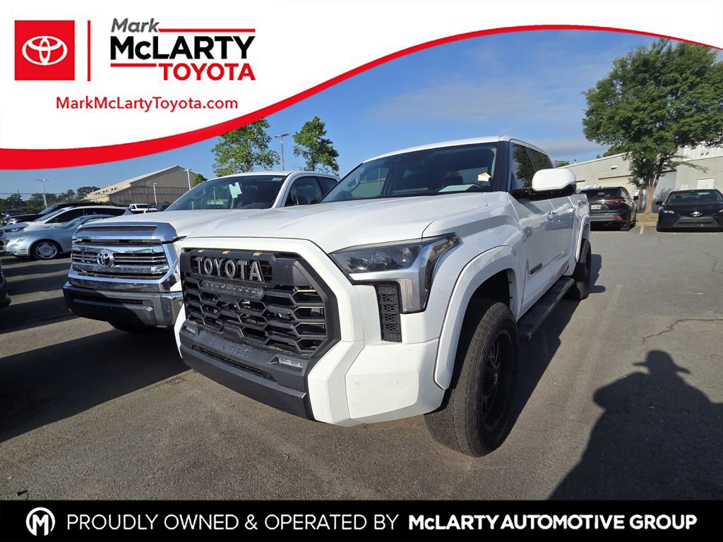 Used 2022 Toyota Tundra SR5 w/ SR5 Premium Package RWD image 1